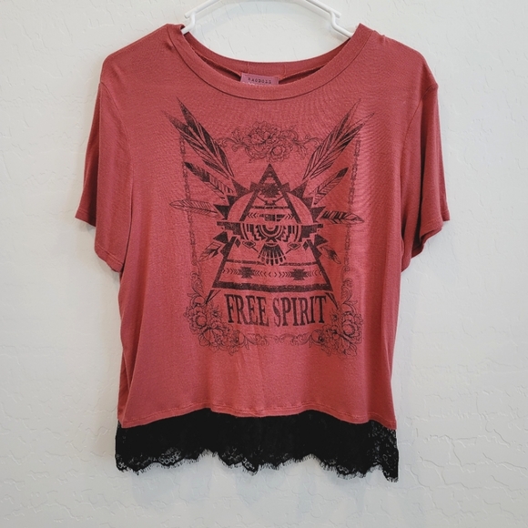 Ragdoll Free Spirit Graphic Tee Size Medium - Picture 1 of 15